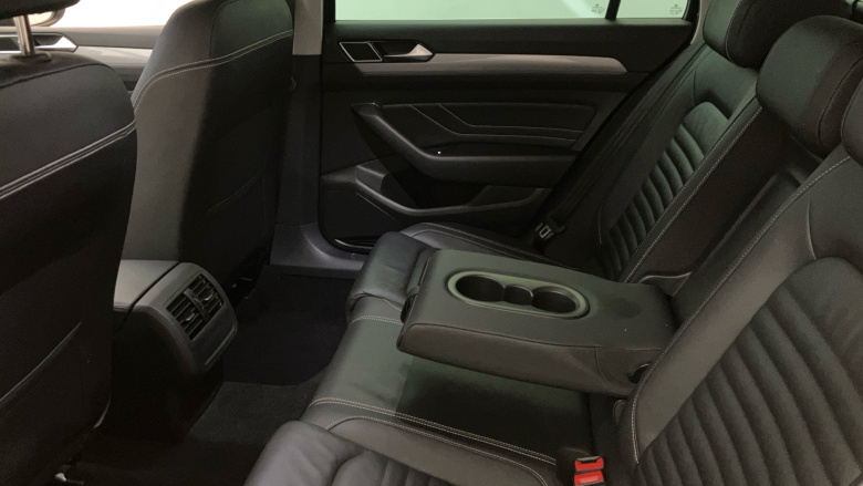 Volkswagen Passat 1.5 TSI EVO SEL 5dr DSG Petrol Estate